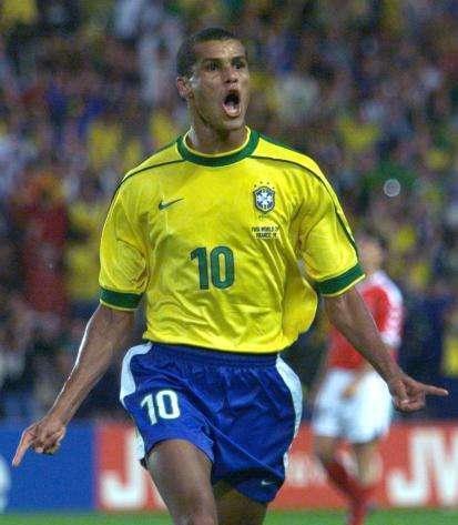 让球队灵活 让球队灵活