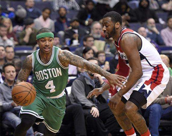 以租借形式 以租借形式