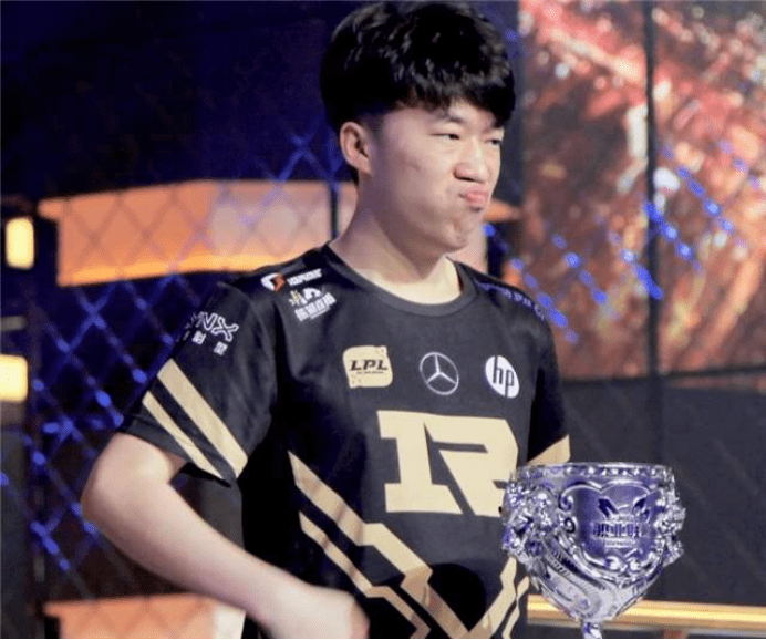 在某场比赛 在某场比赛