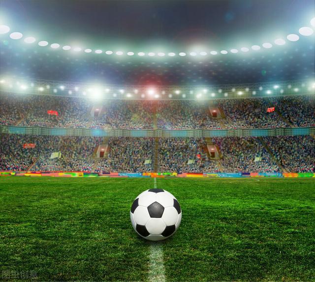 起的足球新